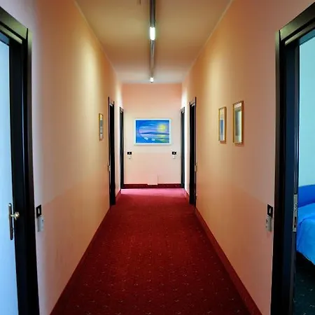 San Remo فندق 3*